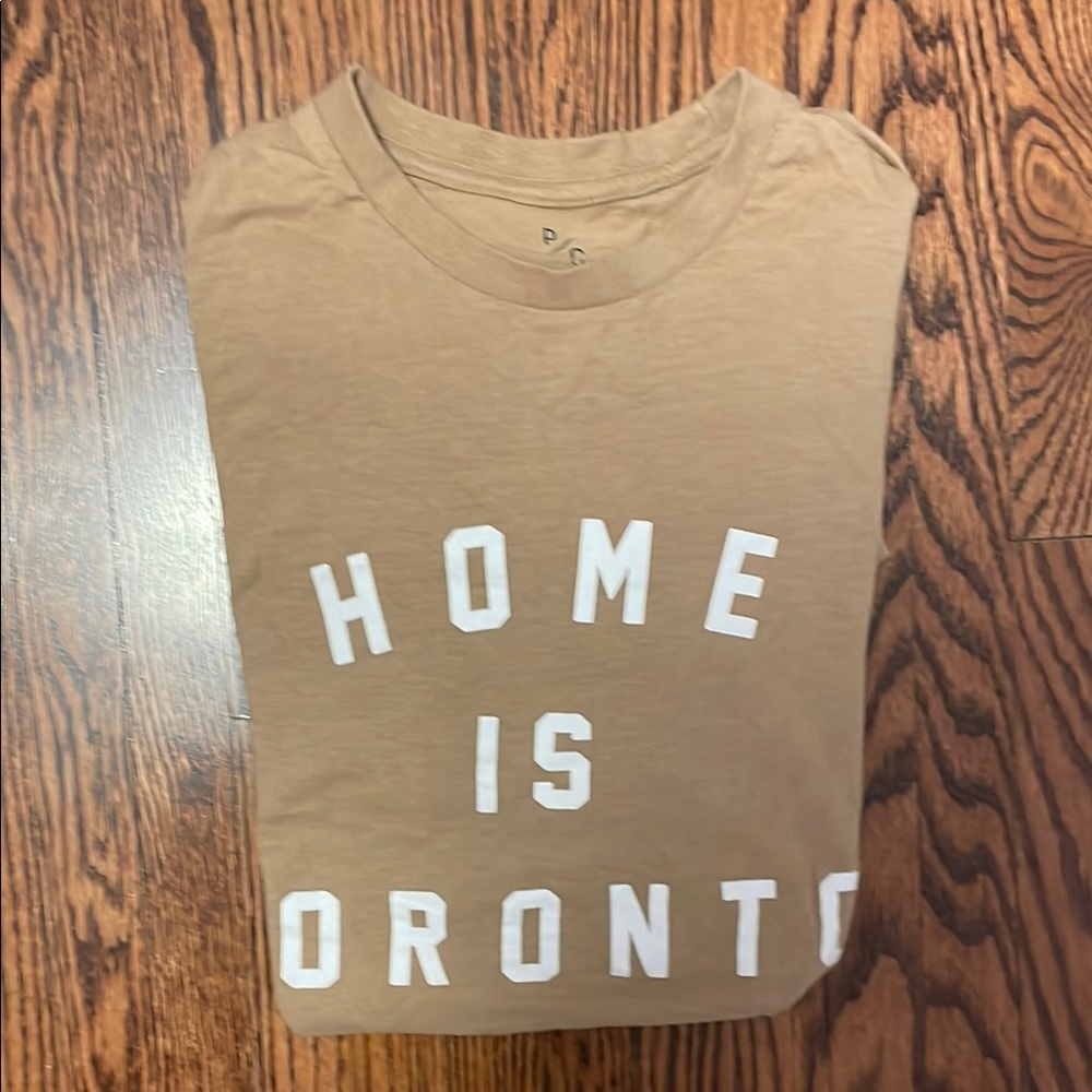Women’s size xs Tan Graphic Tee with White Print “Home Is Toronto”100 % cotton - Picture 5 of 5